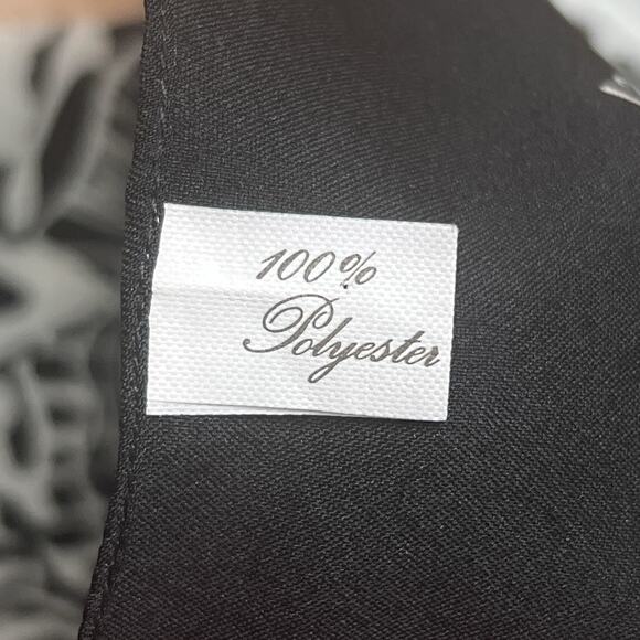 Vintage Y2K Italian Made Black & White Abstract Floral Butterfly Bandana Scarf - Picture 4 of 7